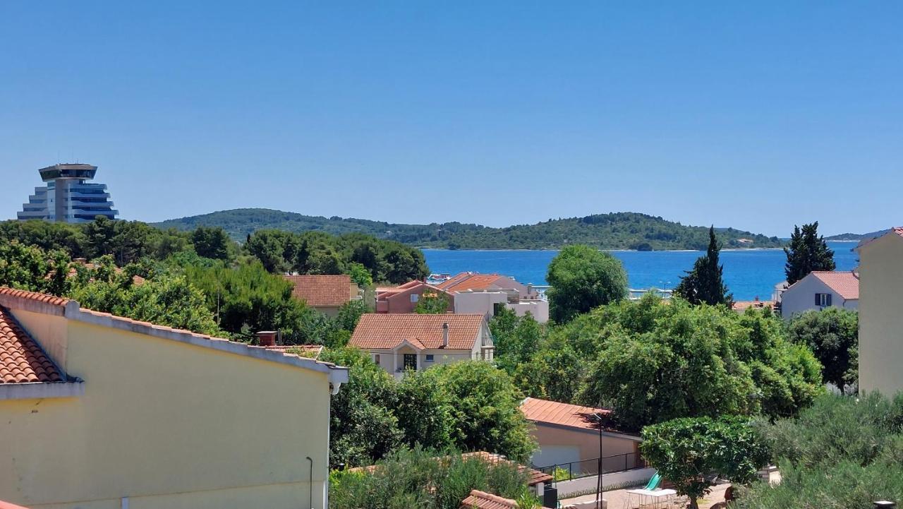 Sea Side Apartments Водице Экстерьер фото