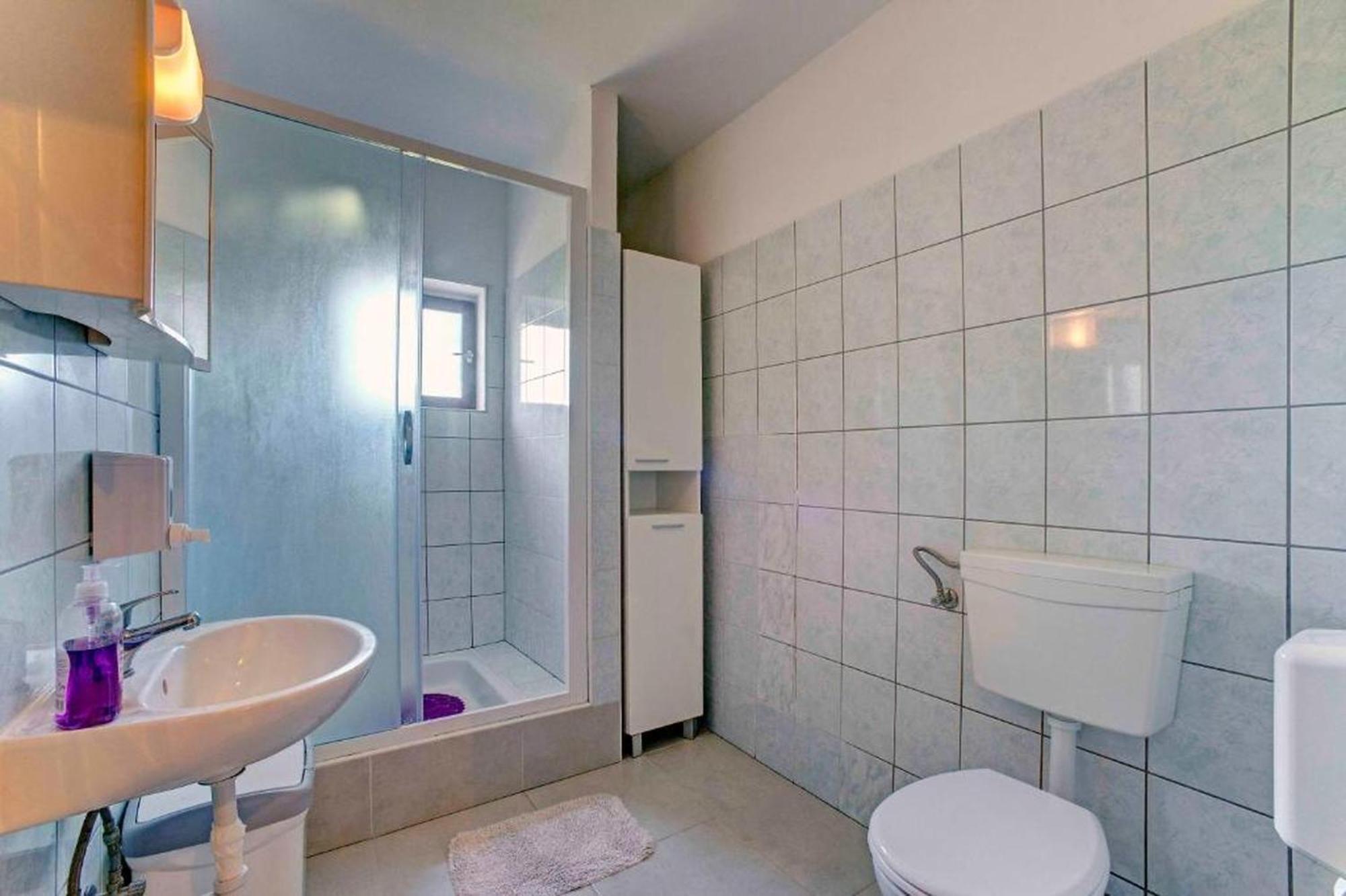 Sea Side Apartments Водице Экстерьер фото